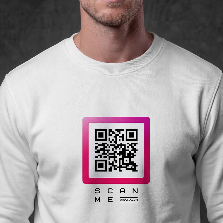 Crewneck detail shot